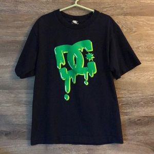 DC graphic tee, dark navy blue, boys Small